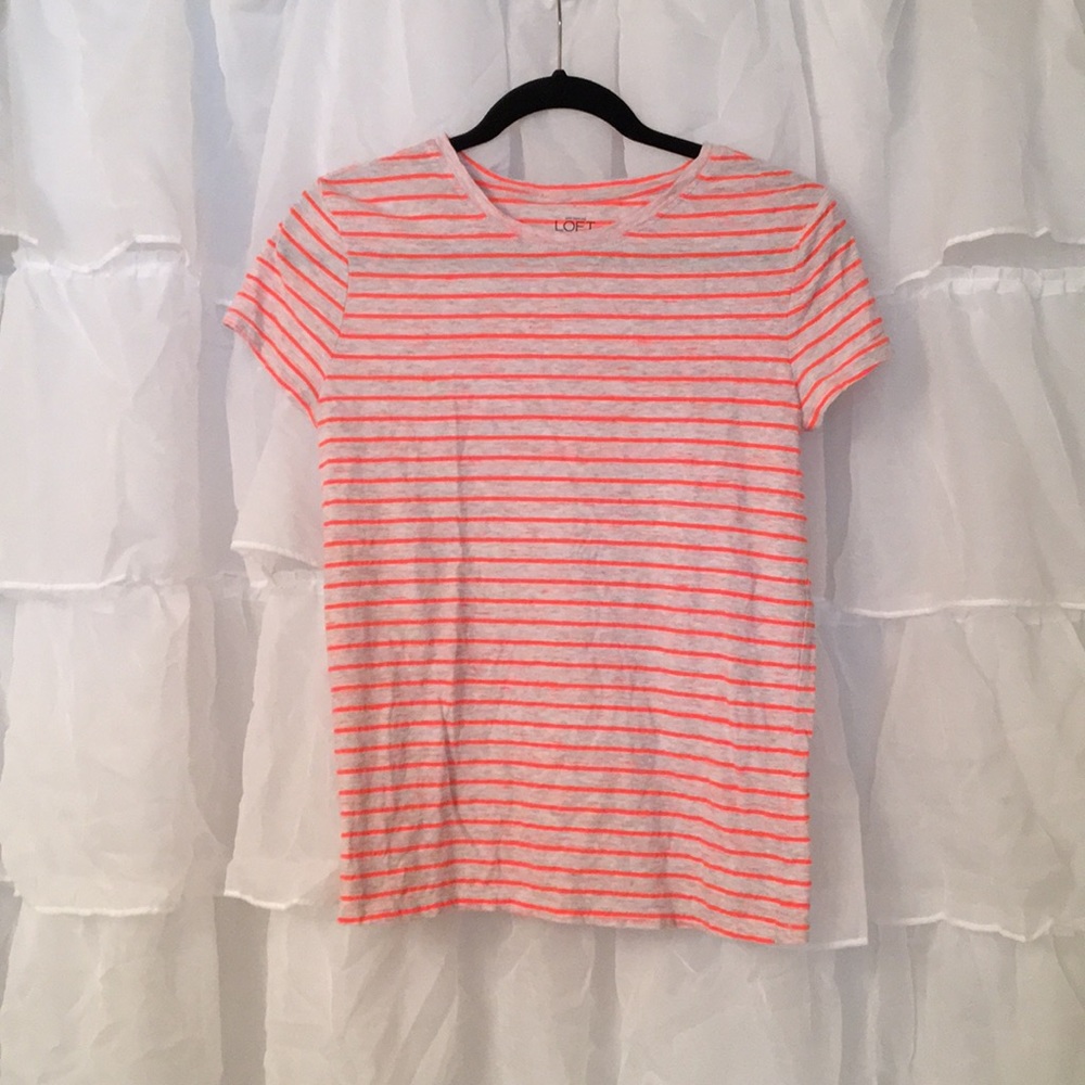 Super cute Loft t-shirt size M